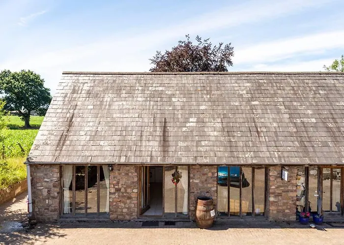 Beech Cottage, Spacious Rural Retreat