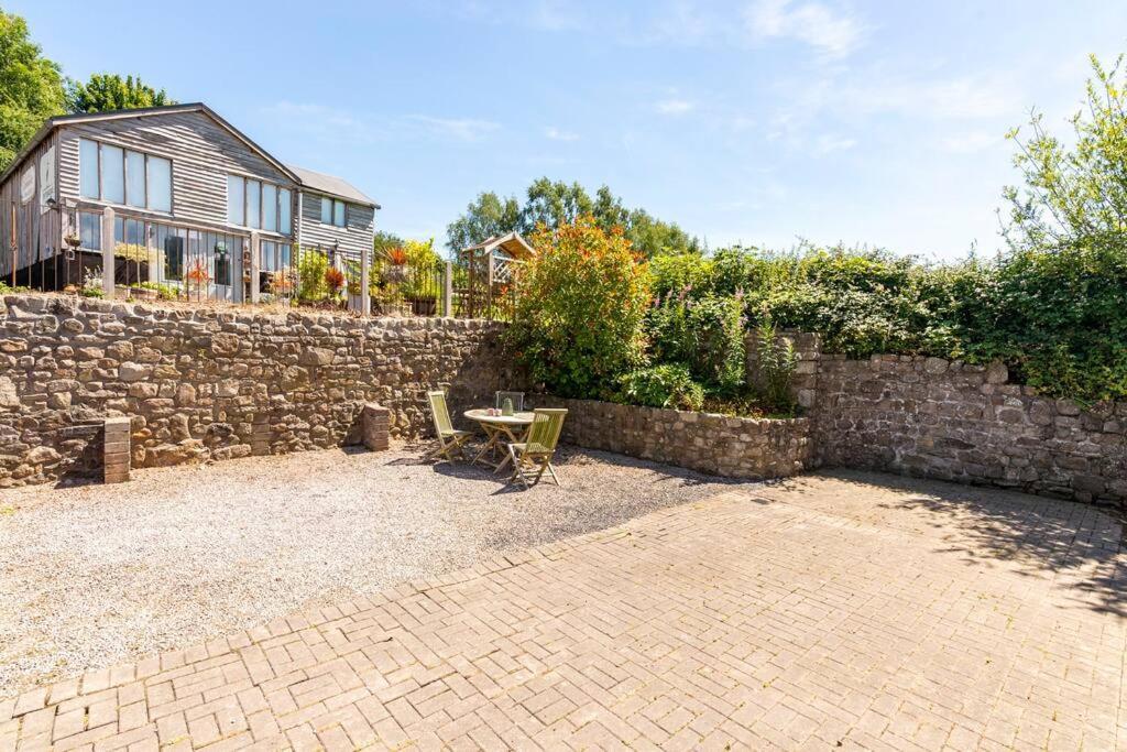Beech Cottage, Spacious Rural Retreat